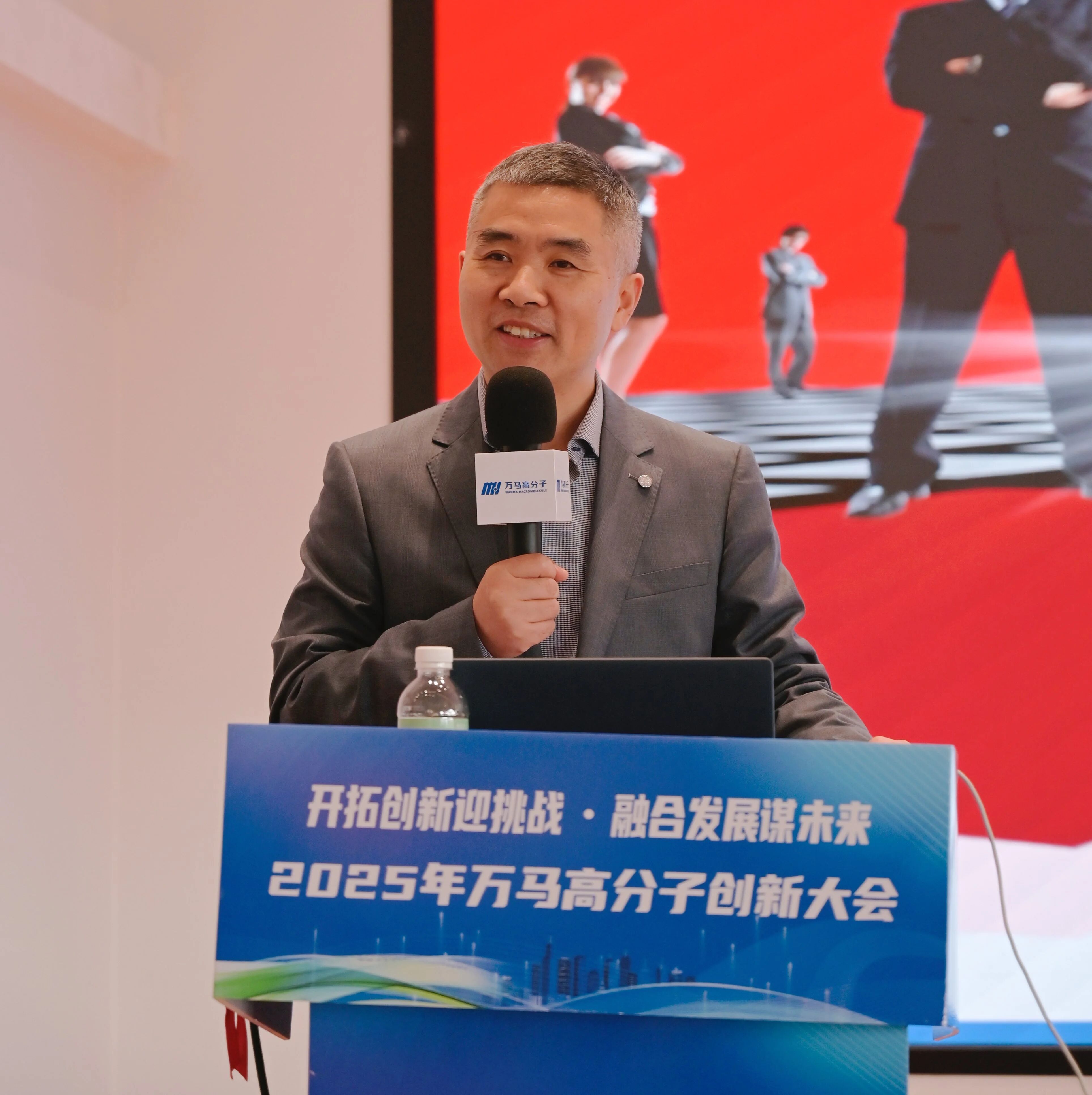 1764311597673725yUVz.jpg 2.jpg